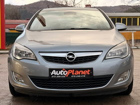 2012 Model Opel Astra Diesel Manual Transmission Hatchback 220,148 km - For Sale