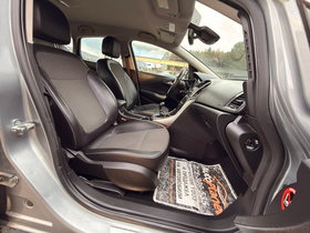 2012 Model Opel Astra Dizel Transmision Manuale Hatchback 220.148 km - Në Shitje | Foto 11