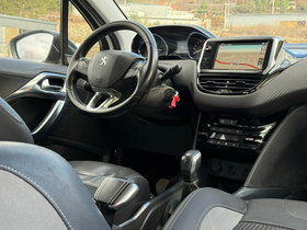 2014 Model Peugeot 2008 Dizel Transmision Manuale SUV - Crossover 205.143 km - Në Shitje | Foto 12