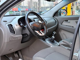 2012 Модел Kia Sportage Дизел Рачен Менувач SUV - Кросовер 195.654 км - На Продажба | Фотографија 8