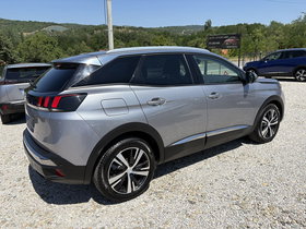 2020 Model Peugeot 3008 Diesel Automatic Transmission SUV - Crossover 148,000 km - For Sale | Photo 8