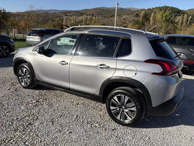 2020 Model Peugeot 2008 Diesel Manual Transmission SUV - Crossover 129,000 km - For Sale | Photo 4