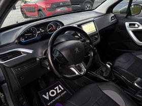 2020 Model Peugeot 2008 Diesel Manual Transmission SUV - Crossover 129,000 km - For Sale | Photo 11