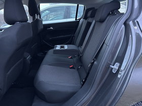 2021 Model Peugeot 308 Diesel Manual Transmission Hatchback 129,000 km - For Sale | Photo 18