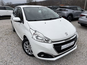 2021 Model Peugeot 208 Diesel Manual Transmission Hatchback 131,000 km - For Sale | Photo 6