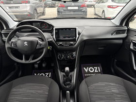 2021 Model Peugeot 208 Diesel Manual Transmission Hatchback 131,000 km - For Sale | Photo 8