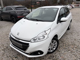 2020 Model Peugeot 208 Diesel Manual Transmission Hatchback 128,000 km - For Sale | Photo 3