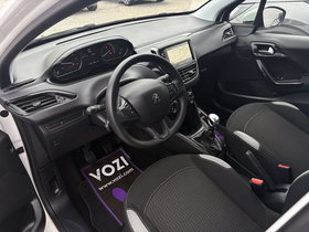 2020 Model Peugeot 208 Diesel Manual Transmission Hatchback 128,000 km - For Sale | Photo 12