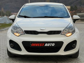 2014 Model Kia Rio Diesel Manual Transmission Hatchback 187,000 km - For Sale