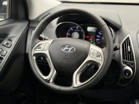 2011 Модел Hyundai ix35 Дизел Рачен Менувач SUV - Кросовер 206.000 км - На Продажба | Фотографија 8