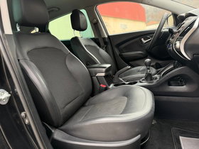 2011 Модел Hyundai ix35 Дизел Рачен Менувач SUV - Кросовер 206.000 км - На Продажба | Фотографија 13