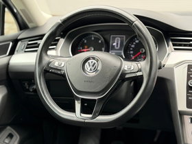 2018 Модел Volkswagen Passat Дизел Рачен Менувач Караван 198.000 км - На Продажба | Фотографија 9