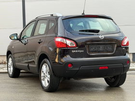 2013 Модел Nissan Qashqai Дизел Рачен Менувач SUV - Кросовер 193.000 км - На Продажба | Фотографија 4
