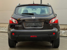 2013 Модел Nissan Qashqai Дизел Рачен Менувач SUV - Кросовер 193.000 км - На Продажба | Фотографија 5