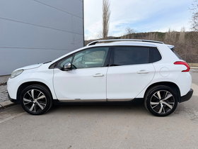 2016 Модел Peugeot 2008 Дизел Рачен Менувач SUV - Кросовер 207.000 км - На Продажба | Фотографија 14