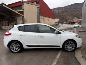 2011 Model Renault Megane Dizel Transmision Manuale Hatchback 191.000 km - Në Shitje | Foto 8