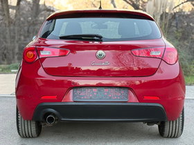 2013 Model Alfa Romeo Giulietta Dizel Transmision Manuale Hatchback 223.000 km - Në Shitje | Foto 5