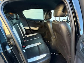 2013 Model DS Automobiles DS 4 Diesel Manual Transmission Hatchback 196,000 km - For Sale | Photo 17