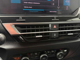 2022 Model Citroen C4 Diesel Manual Transmission Hatchback 129,000 km - For Sale | Photo 20