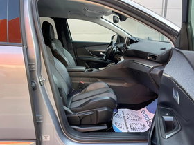 2023 Model Peugeot 3008 Diesel Automatic Transmission SUV - Crossover 160,000 km - For Sale | Photo 10