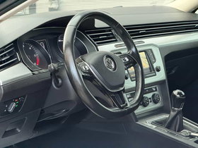 2016 Model Volkswagen Passat Diesel Manual Transmission Sedan 145,000 km - For Sale | Photo 7