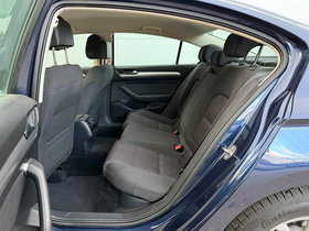 2016 Model Volkswagen Passat Diesel Manual Transmission Sedan 145,000 km - For Sale | Photo 17