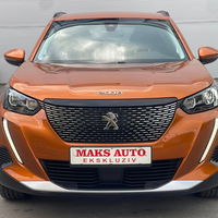 2022 Модел Портокалова Peugeot 2008 SUV - Кросовер Автоматски 187000 км На Продажба