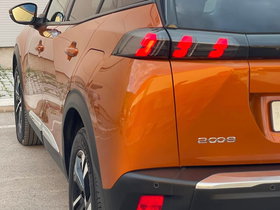 2022 Model Peugeot 2008 Diesel Automatic Transmission SUV - Crossover 187,000 km - For Sale | Photo 17