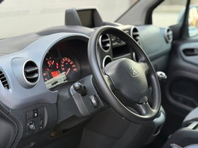 2013 Model Peugeot Partner Dizel Transmision Manuale Minivan (MPV) 167.000 km - Në Shitje | Foto 10