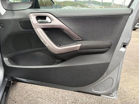 2014 Model Peugeot 2008 Dizel Transmision Manuale SUV - Crossover 120.000 km - Në Shitje | Foto 17