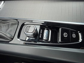 2019 Model Volvo XC60 Dizel Transmision Automatik SUV - Crossover 204.000 km - Në Shitje | Foto 17
