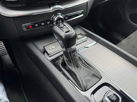 2019 Model Volvo XC60 Dizel Transmision Automatik SUV - Crossover 204.000 km - Në Shitje | Foto 19