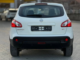 2013 Модел Nissan Qashqai Дизел Рачен Менувач SUV - Кросовер 221.000 км - На Продажба | Фотографија 5