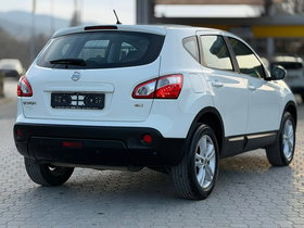 2013 Модел Nissan Qashqai Дизел Рачен Менувач SUV - Кросовер 221.000 км - На Продажба | Фотографија 6