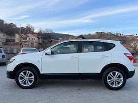 2013 Модел Nissan Qashqai Дизел Рачен Менувач SUV - Кросовер 221.000 км - На Продажба | Фотографија 7