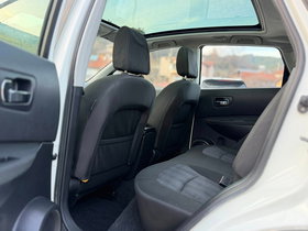 2013 Модел Nissan Qashqai Дизел Рачен Менувач SUV - Кросовер 221.000 км - На Продажба | Фотографија 11