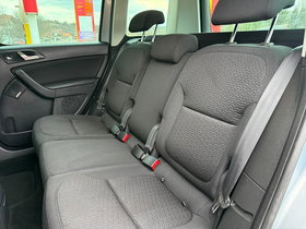 2010 Модел Skoda Yeti Дизел Рачен Менувач SUV - Кросовер 241.600 км - На Продажба | Фотографија 10