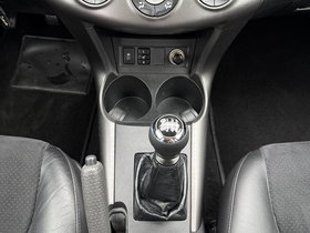 2011 Model Toyota RAV4 Dizel Transmision Manuale SUV - Crossover 213.000 km - Në Shitje | Foto 16