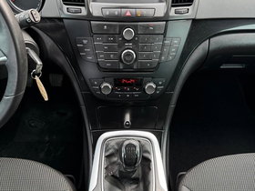 2013 Model Opel Insignia Diesel Manual Transmission Station Wagon 150,800 km - For Sale | Photo 15