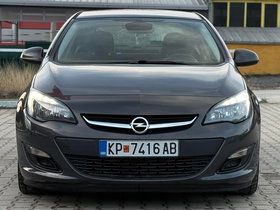 2012 Model Opel Astra Diesel Manual Transmission Hatchback 237,500 km - For Sale