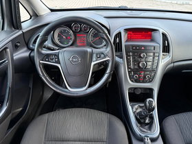 2012 Model Opel Astra Diesel Manual Transmission Hatchback 237,500 km - For Sale | Photo 12
