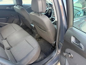 2012 Model Opel Astra Diesel Manual Transmission Hatchback 237,500 km - For Sale | Photo 16