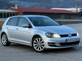 2013 Model Volkswagen Golf Diesel Automatic Transmission Hatchback 220,600 km - For Sale | Photo 3