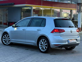 2013 Model Volkswagen Golf Diesel Automatic Transmission Hatchback 220,600 km - For Sale | Photo 4