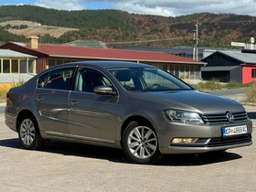 2013 Model Volkswagen Passat Diesel Manual Transmission Sedan 209,700 km - For Sale | Photo 3