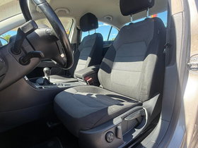 2013 Model Volkswagen Passat Diesel Manual Transmission Sedan 209,700 km - For Sale | Photo 8