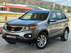 2012 Model Kia Sorento Diesel Automatic Transmission SUV - Crossover 207,000 km - For Sale | Photo 2
