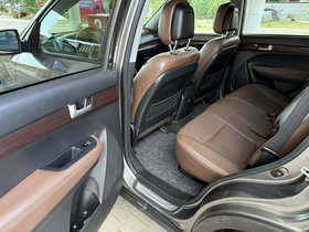 2012 Model Kia Sorento Diesel Automatic Transmission SUV - Crossover 207,000 km - For Sale | Photo 11