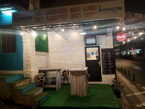 Shop for Rent in Skopje Centar – 1 rooms 25 m² 400 € | 07.03.2026 | Photo 1