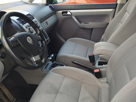 2007 Model Volkswagen Touran Petrol Automatic Transmission Hatchback 224,000 km - For Sale | Photo 5